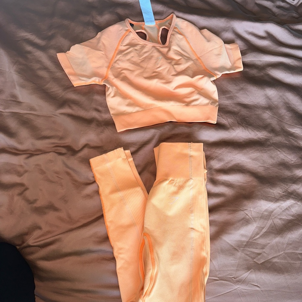 Gymshark Neon Orange Set